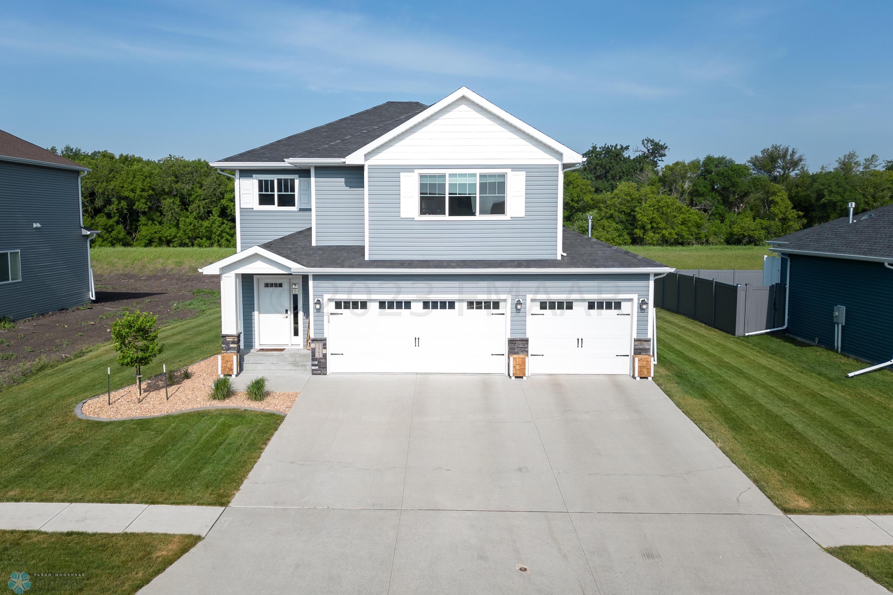 1364 Goldenwood Dr