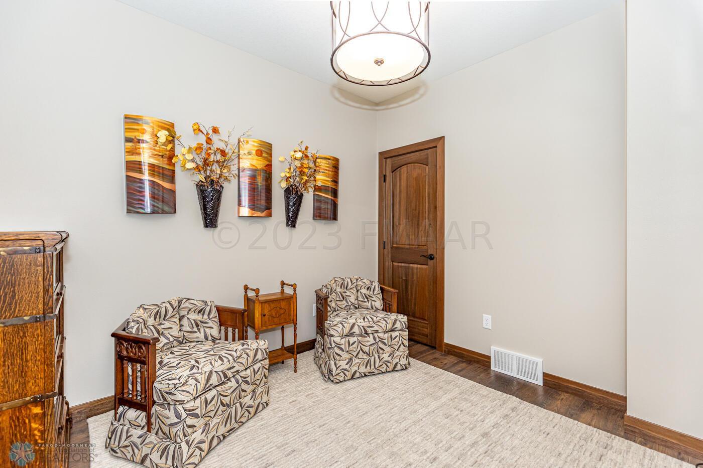 Office/Bedrom