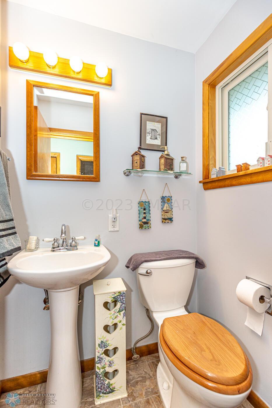 1/2 Bath Upstairs