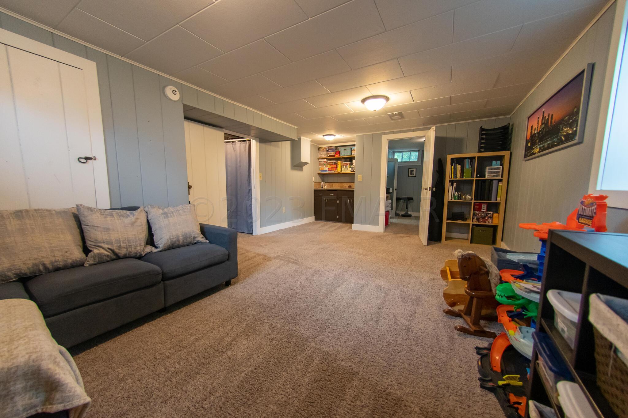 Lower Level Bedroom #2