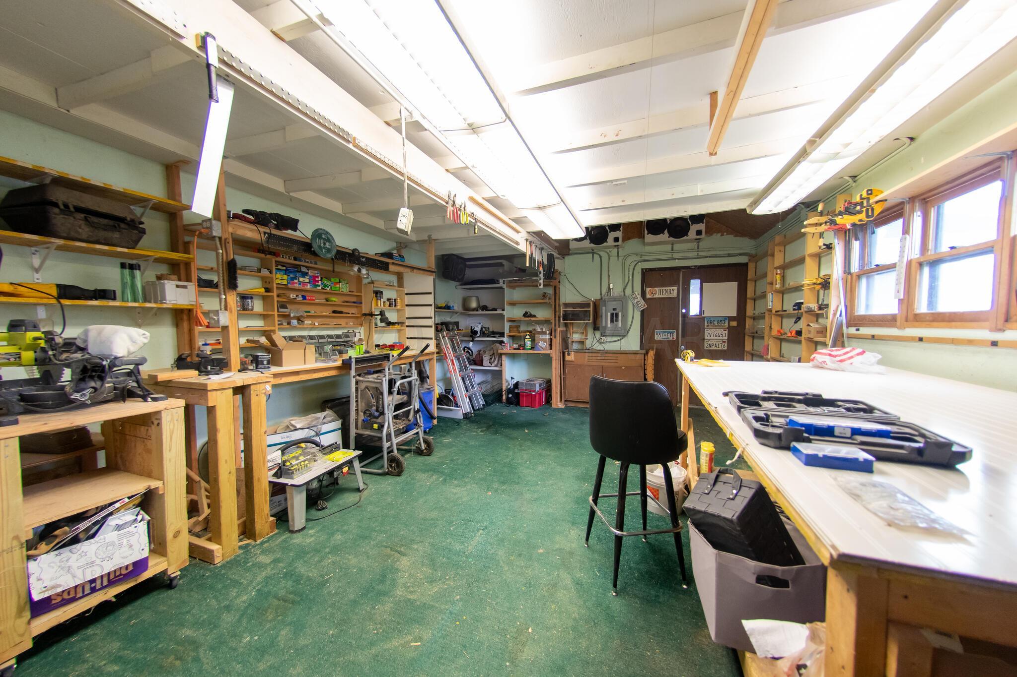 Heated Outbuilding / Shop