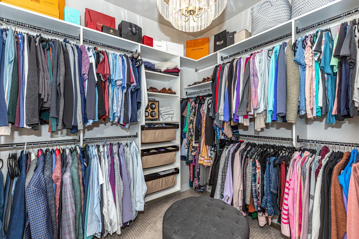 Walk-in Closet