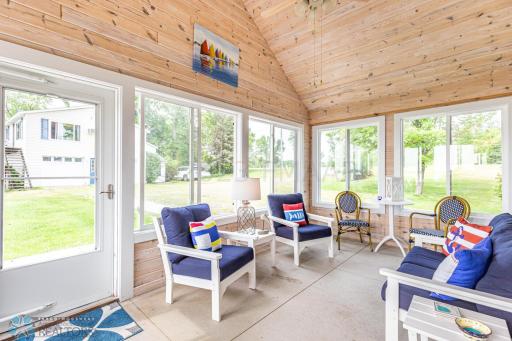 12526 COUNTY HWY 17, Detroit Lakes, MN 56501