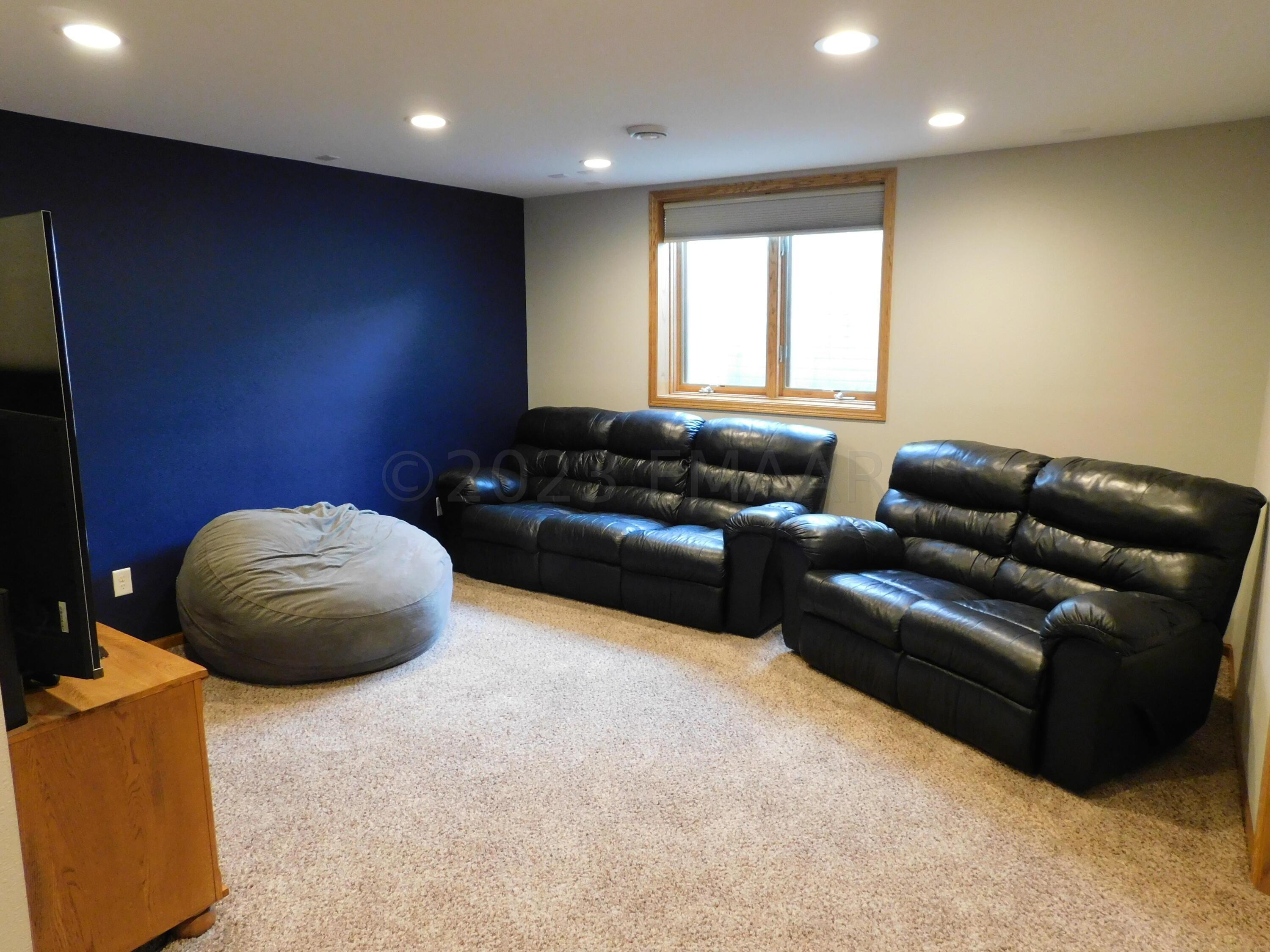 basment family room