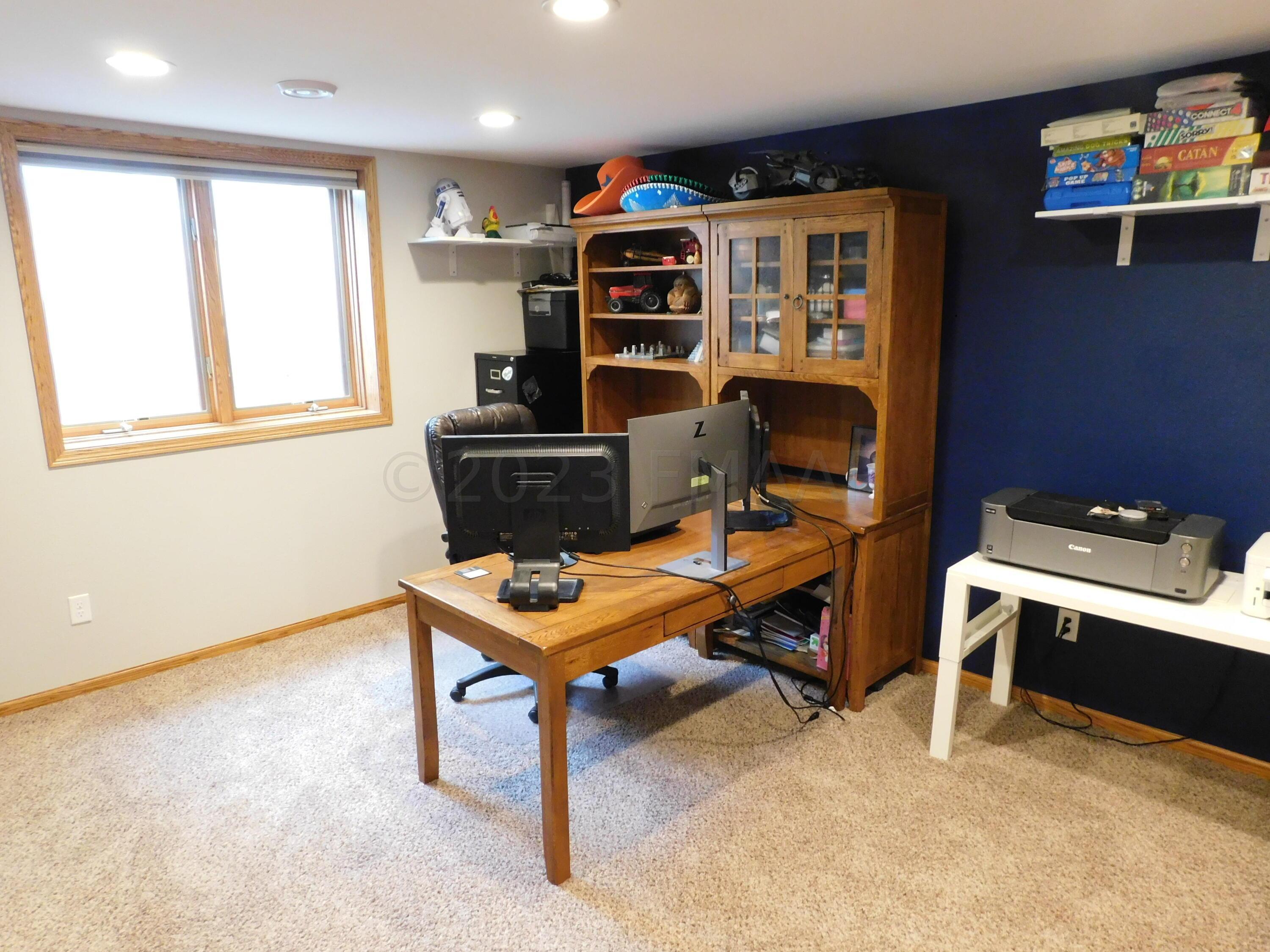 bedroom-5 office