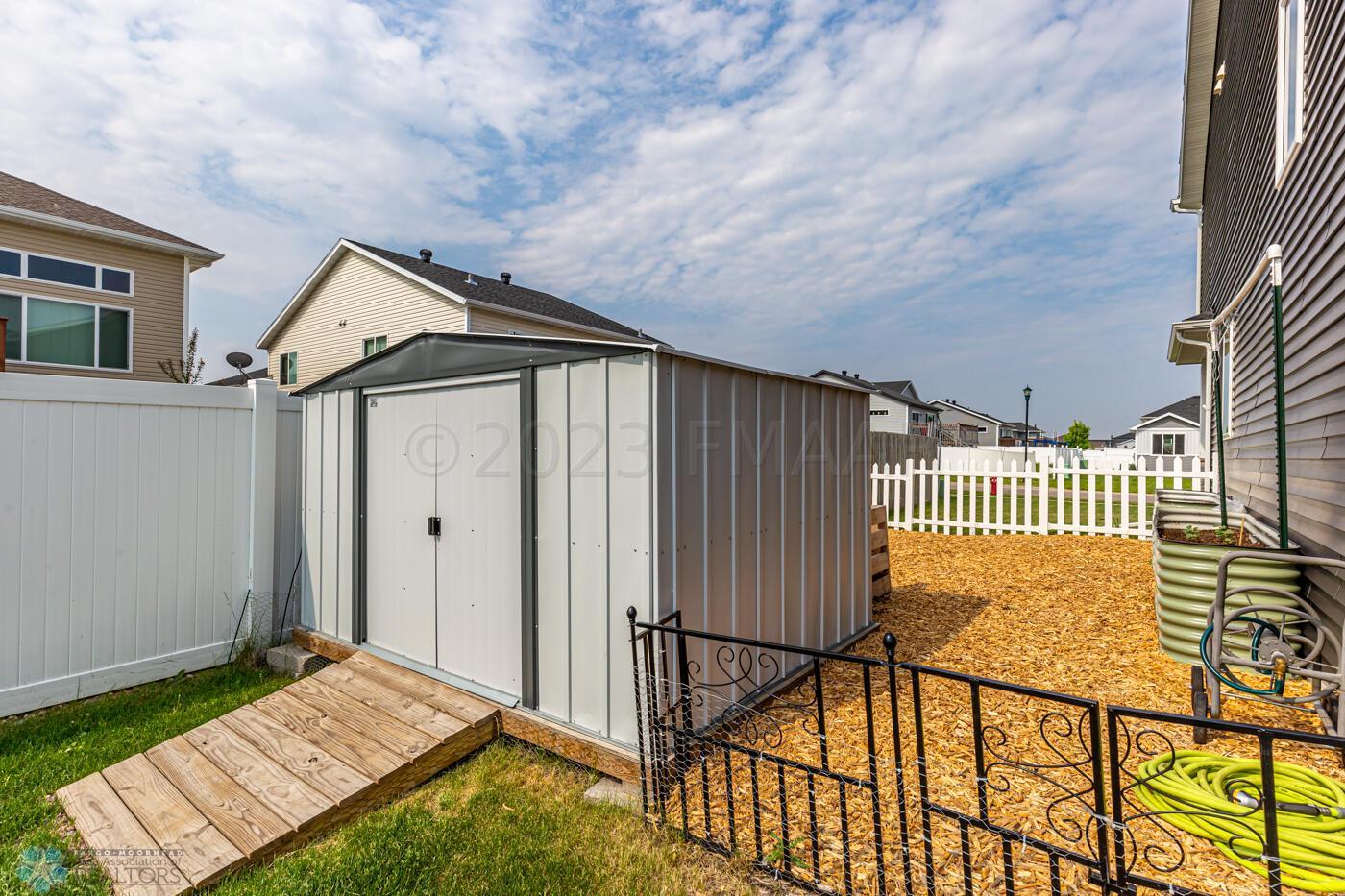 Shed