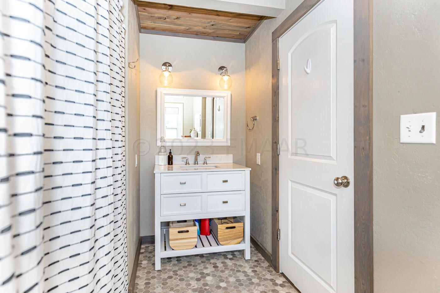 Upstairs Full Bath