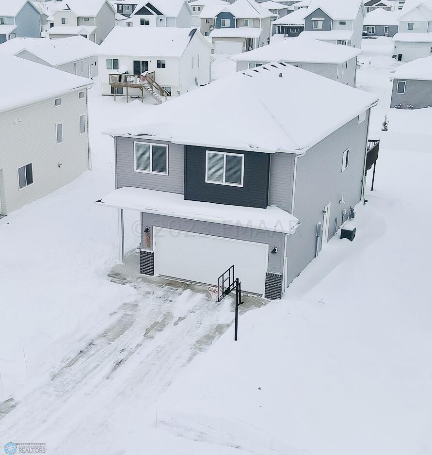 5808 exterior 2