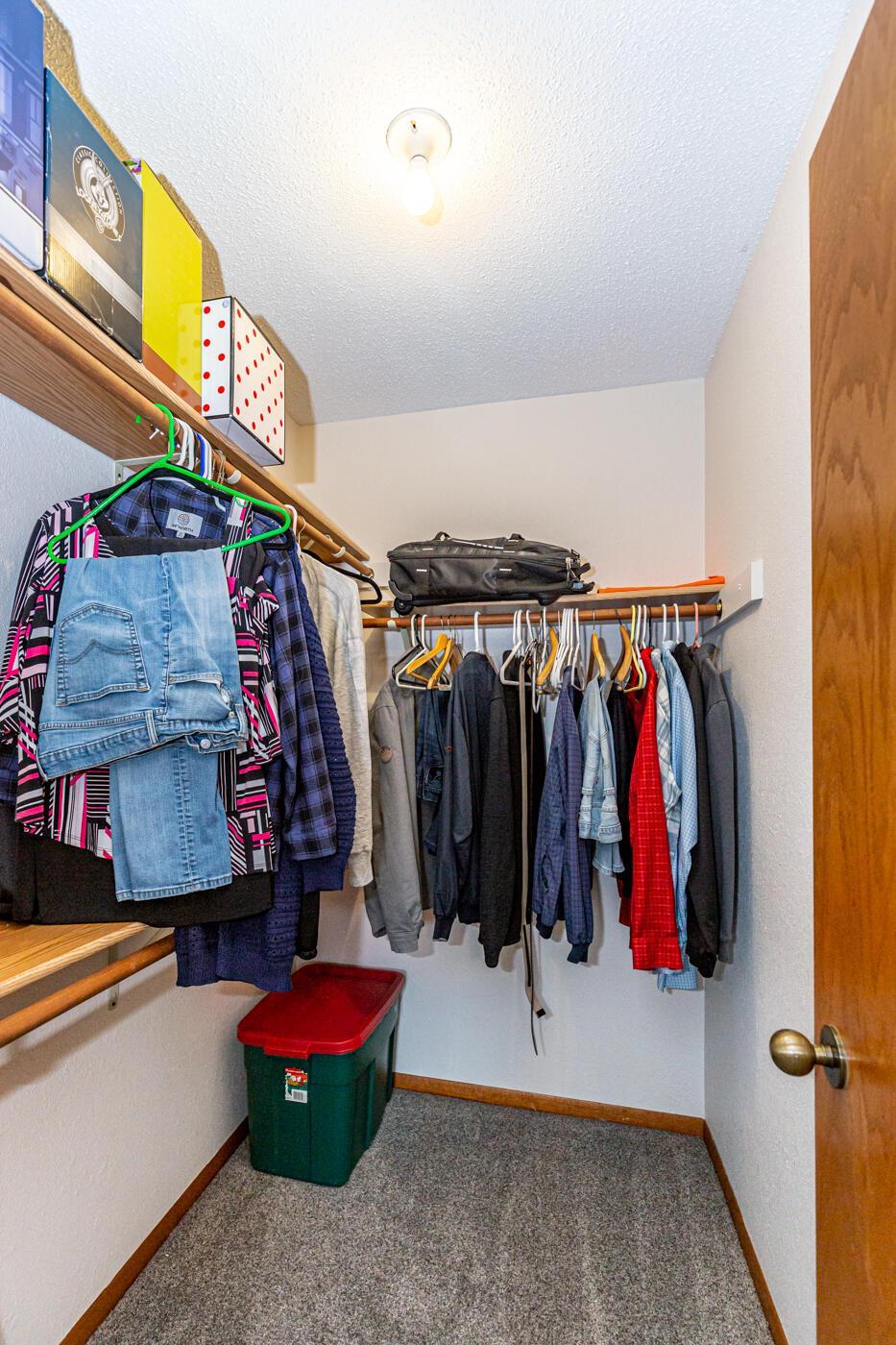 Walk in Closet - Primary