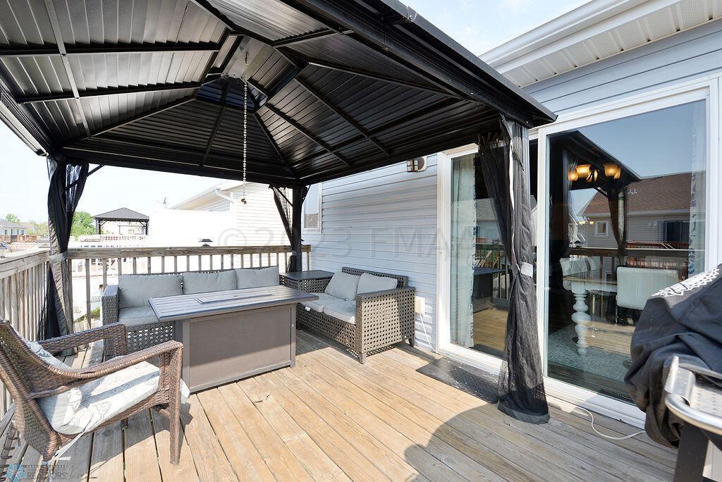 Deck Pergola