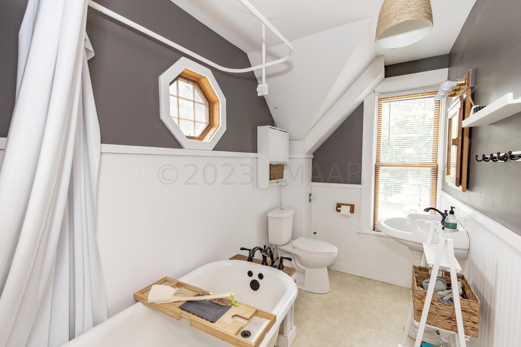 Bathroom 2