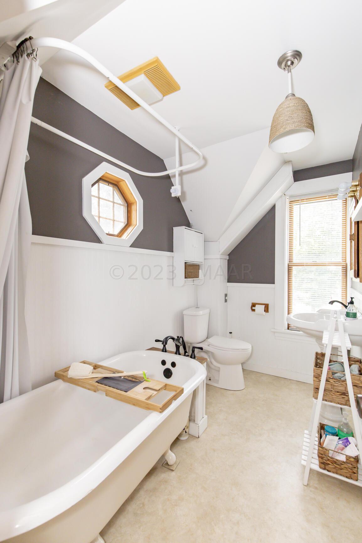Bathroom 2
