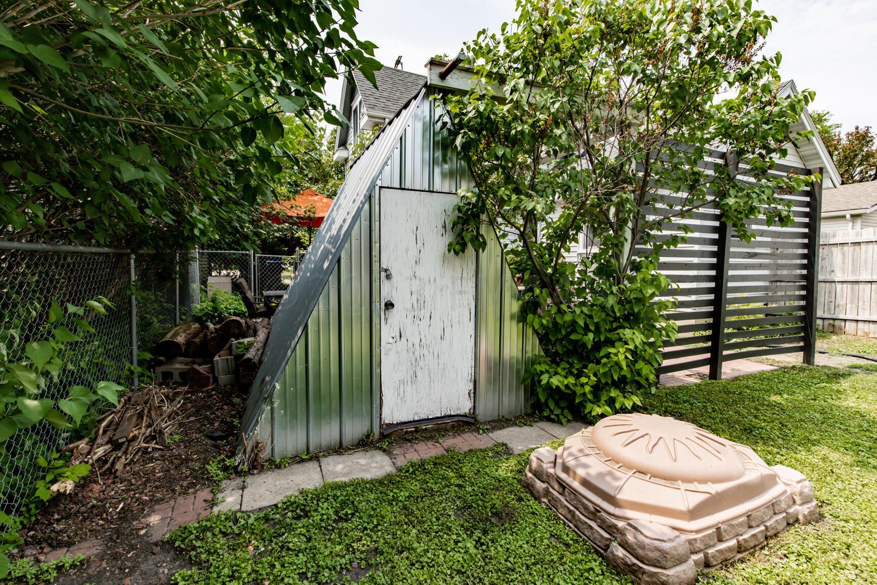 Shed