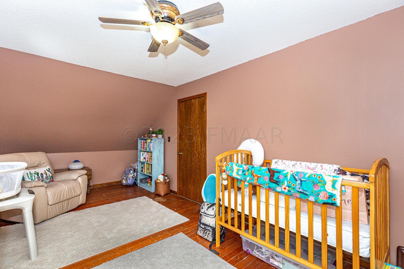 Home-34
