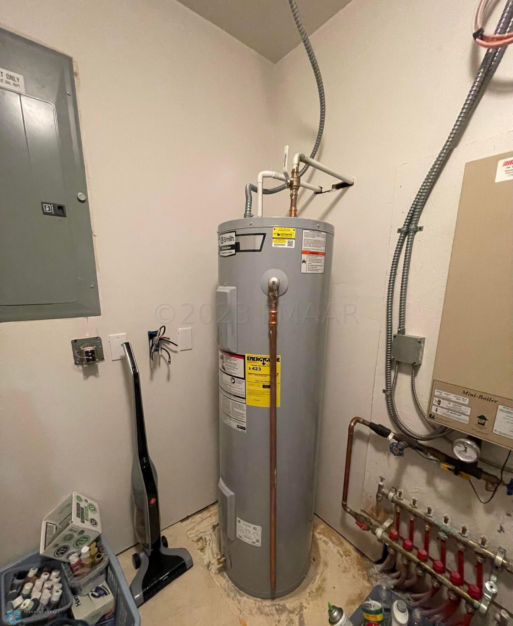 WATER HEATER