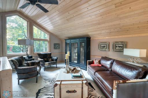19201 QUARTZ Road, Clitherall, MN 56524