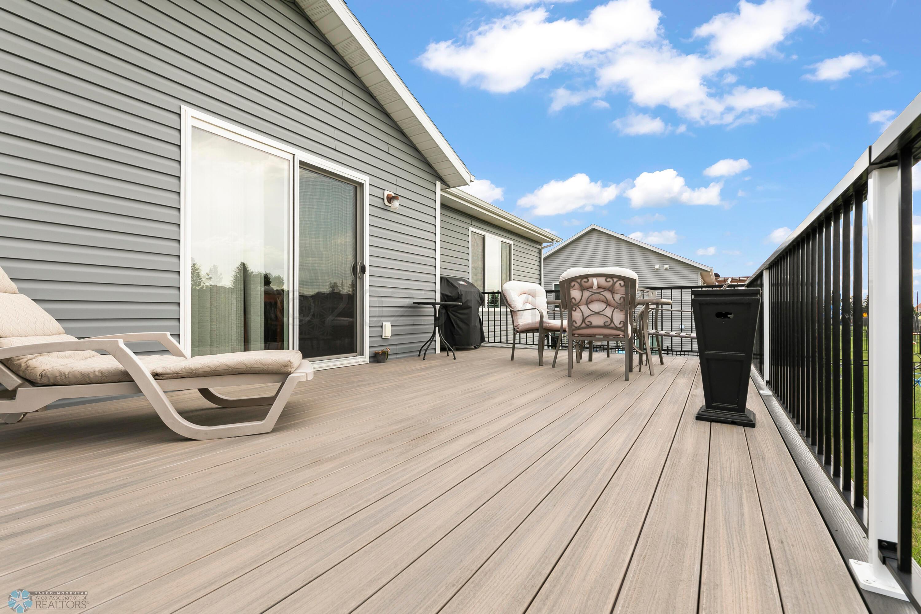 Deck up close