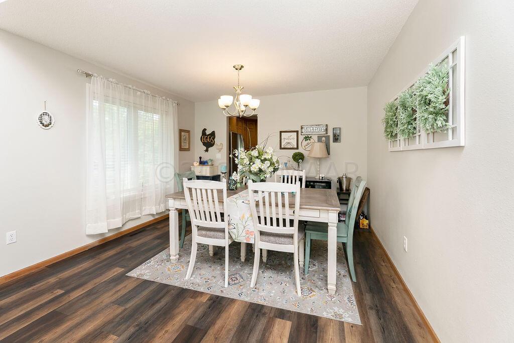 Formal Dining & Sitting Room