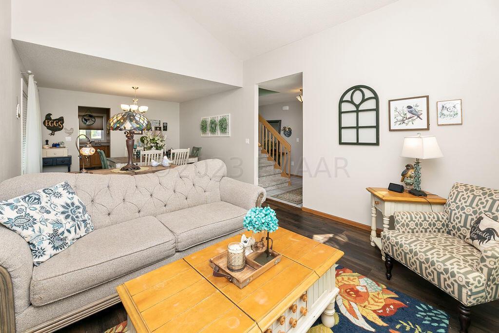 Formal Dining & Sitting Room