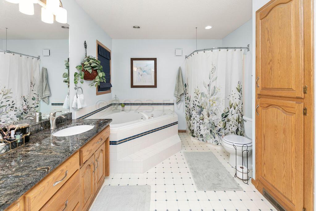 2nd Story Master Bath