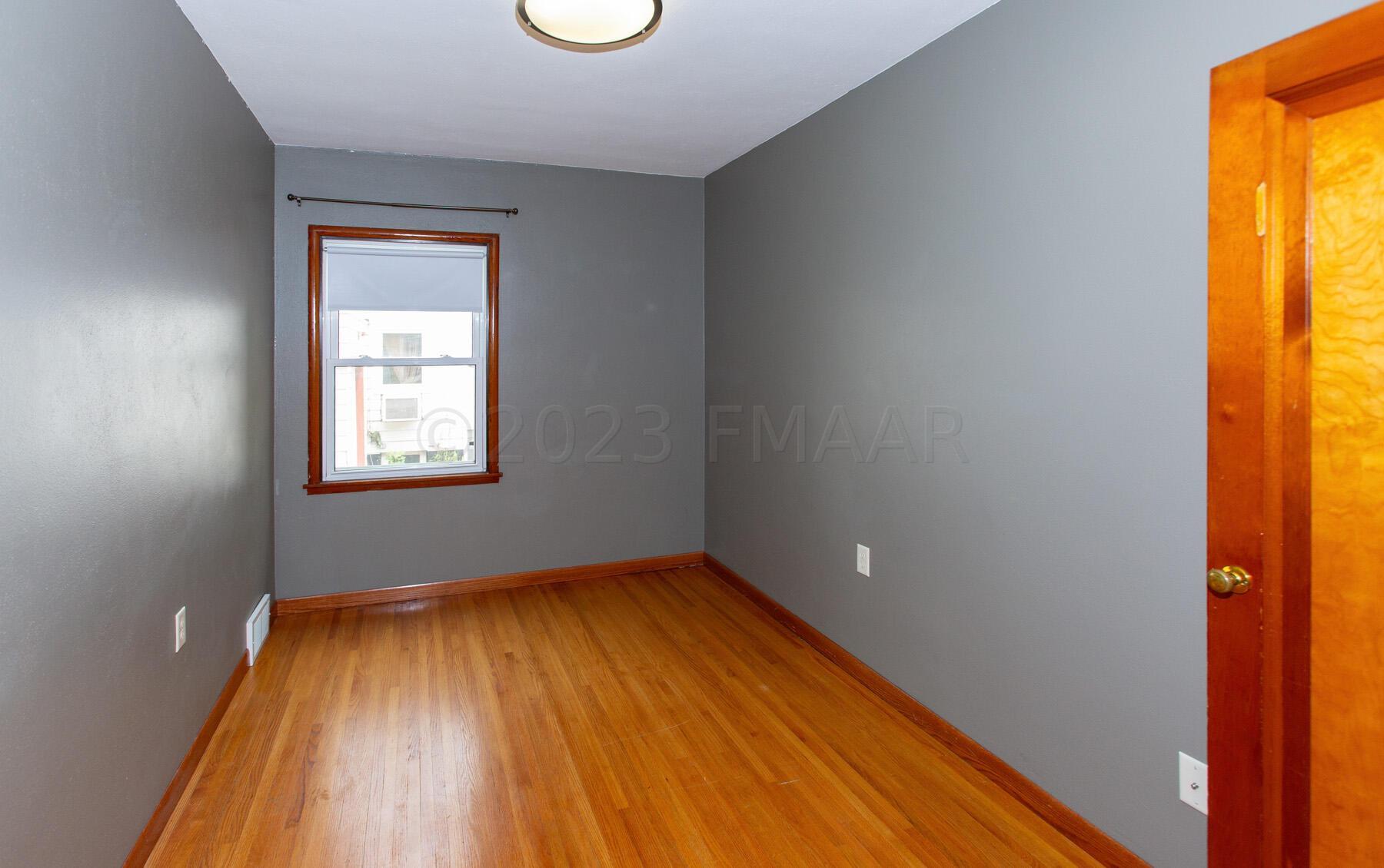 1st Bedroom (Main floor)