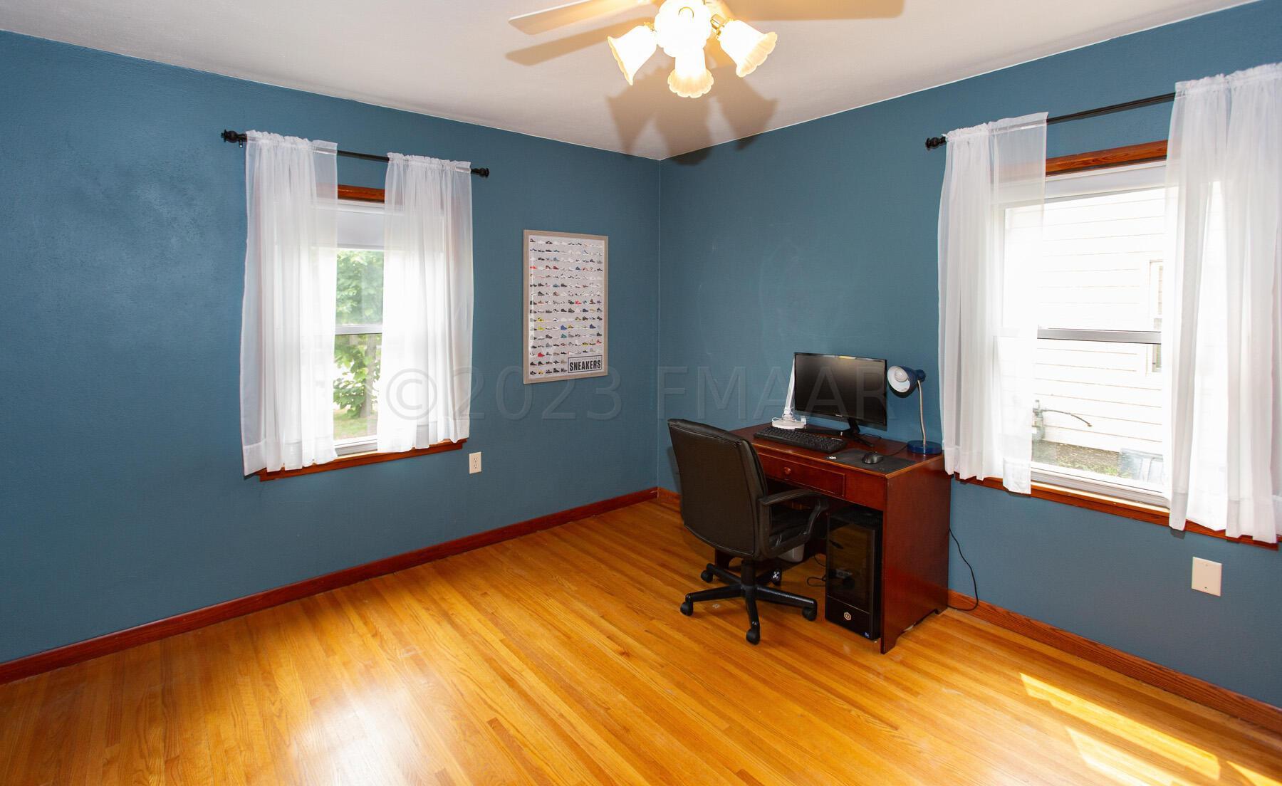 2nd Bedroom (Main Floor)