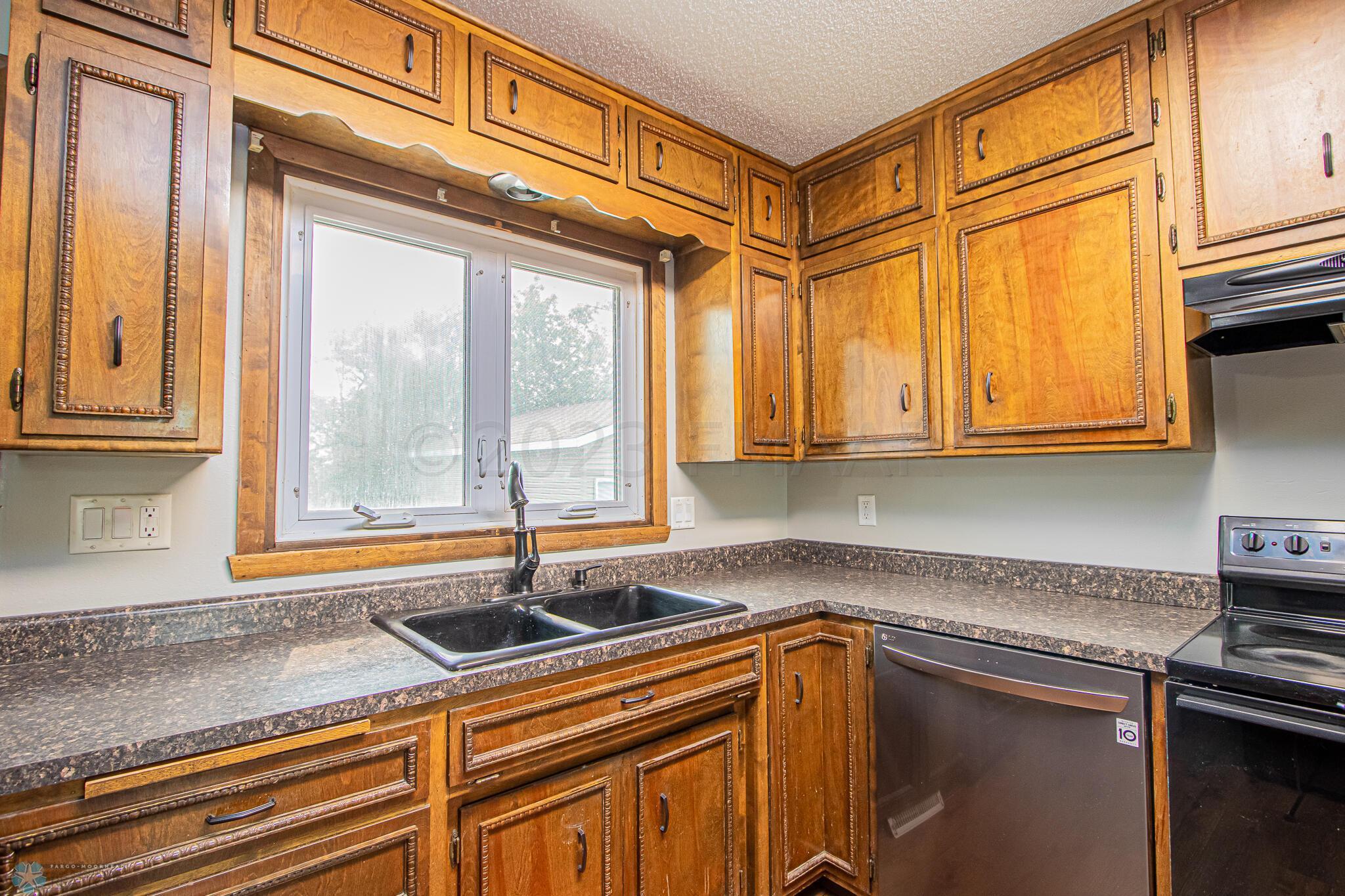 Kitchen 4