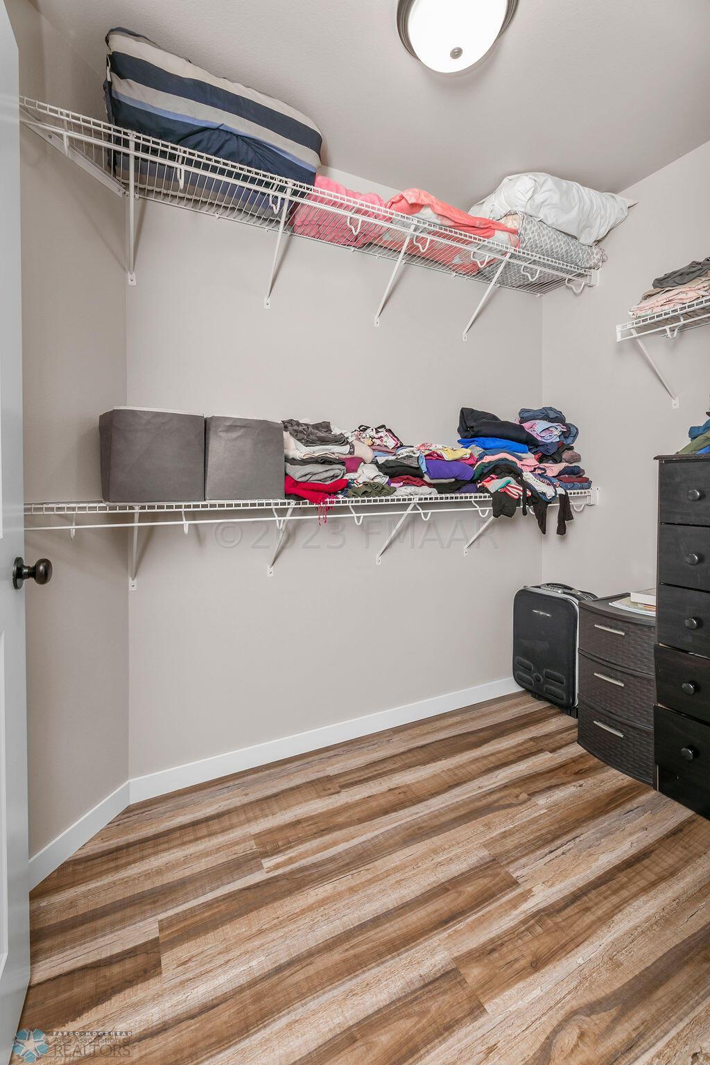 Walk-in Closet