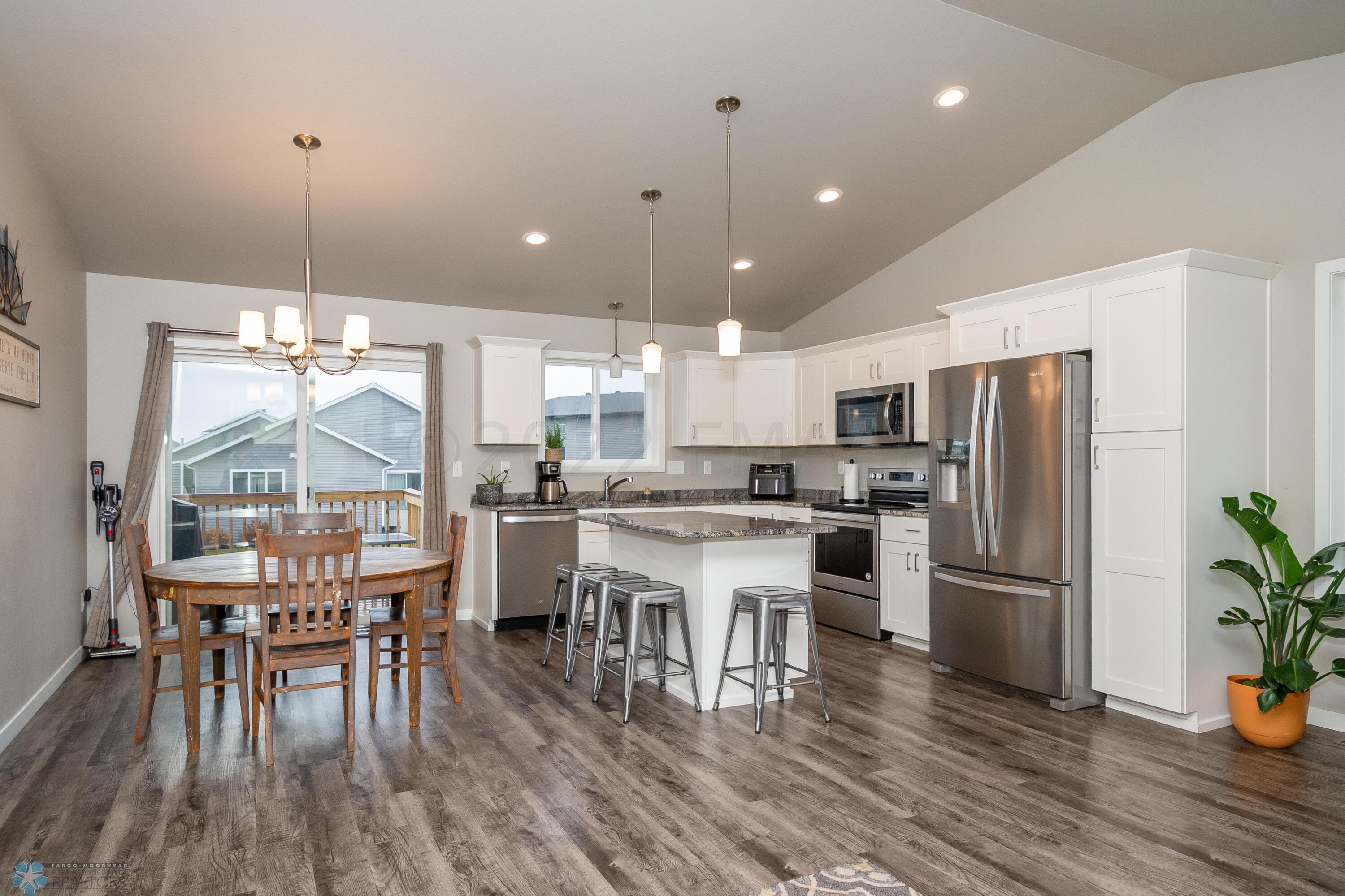 Kitchen/Dining