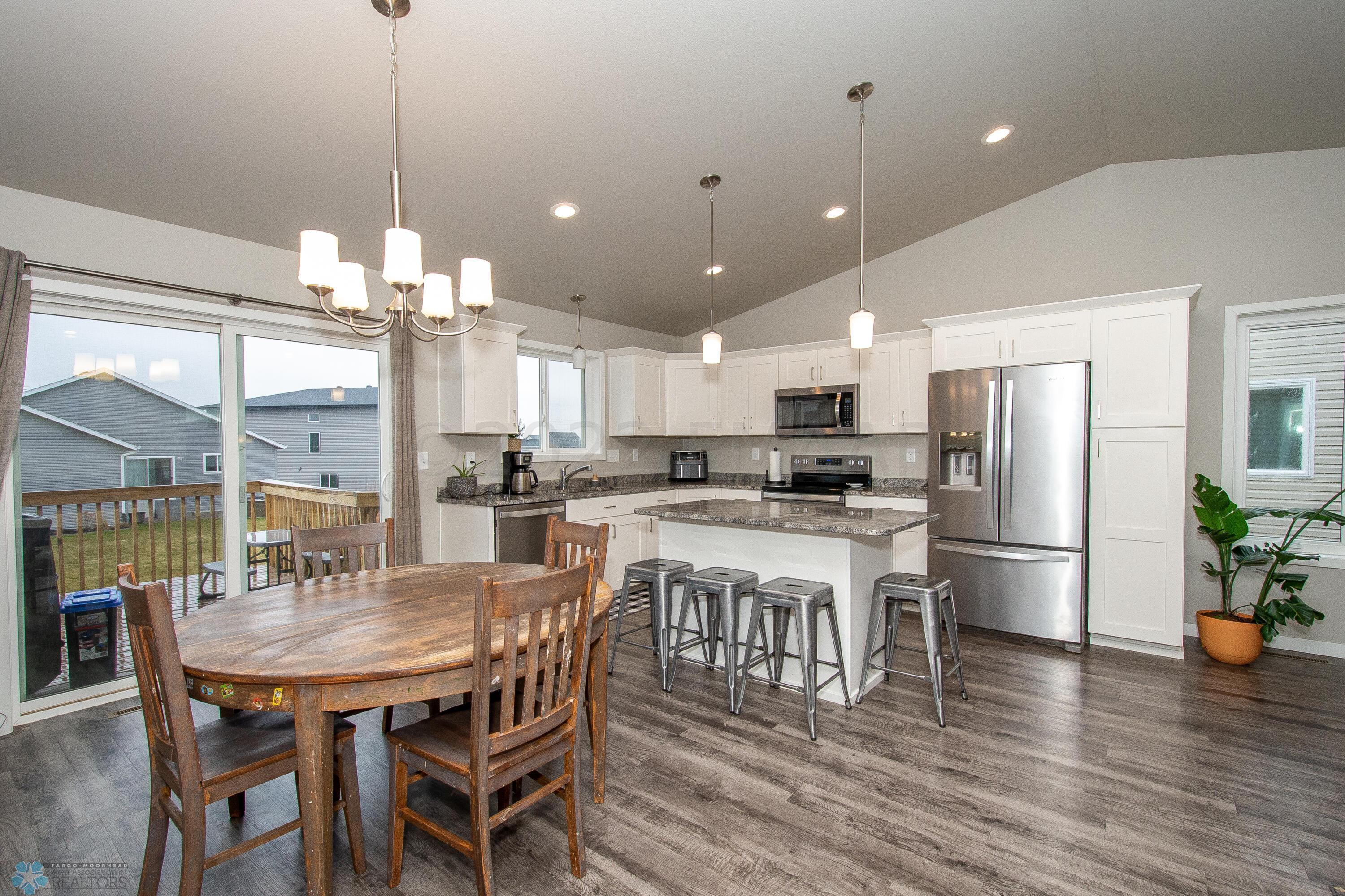 Kitchen/Dining