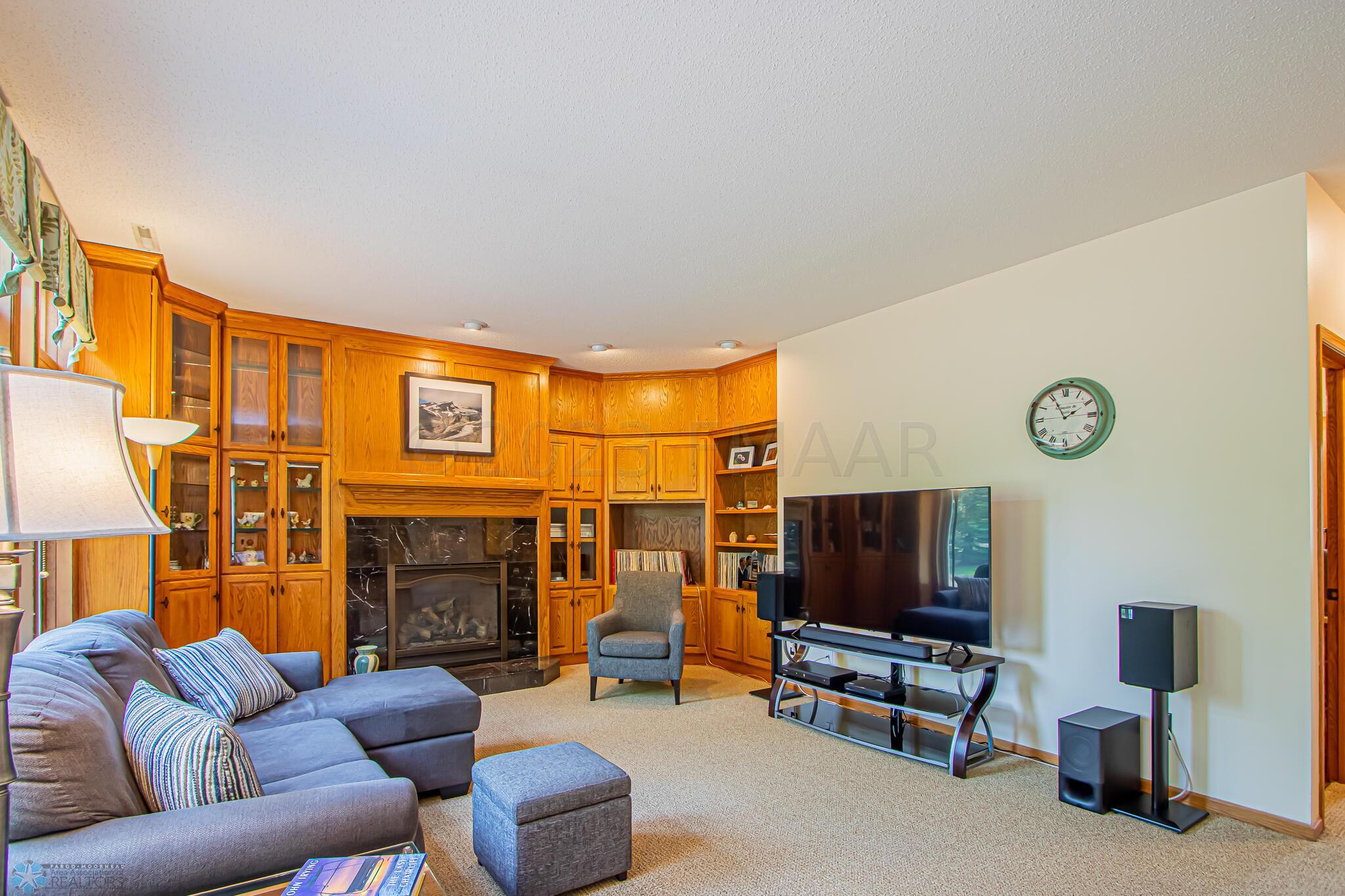 2145 Sterling Rose Ln S, Fargo, ND 58104