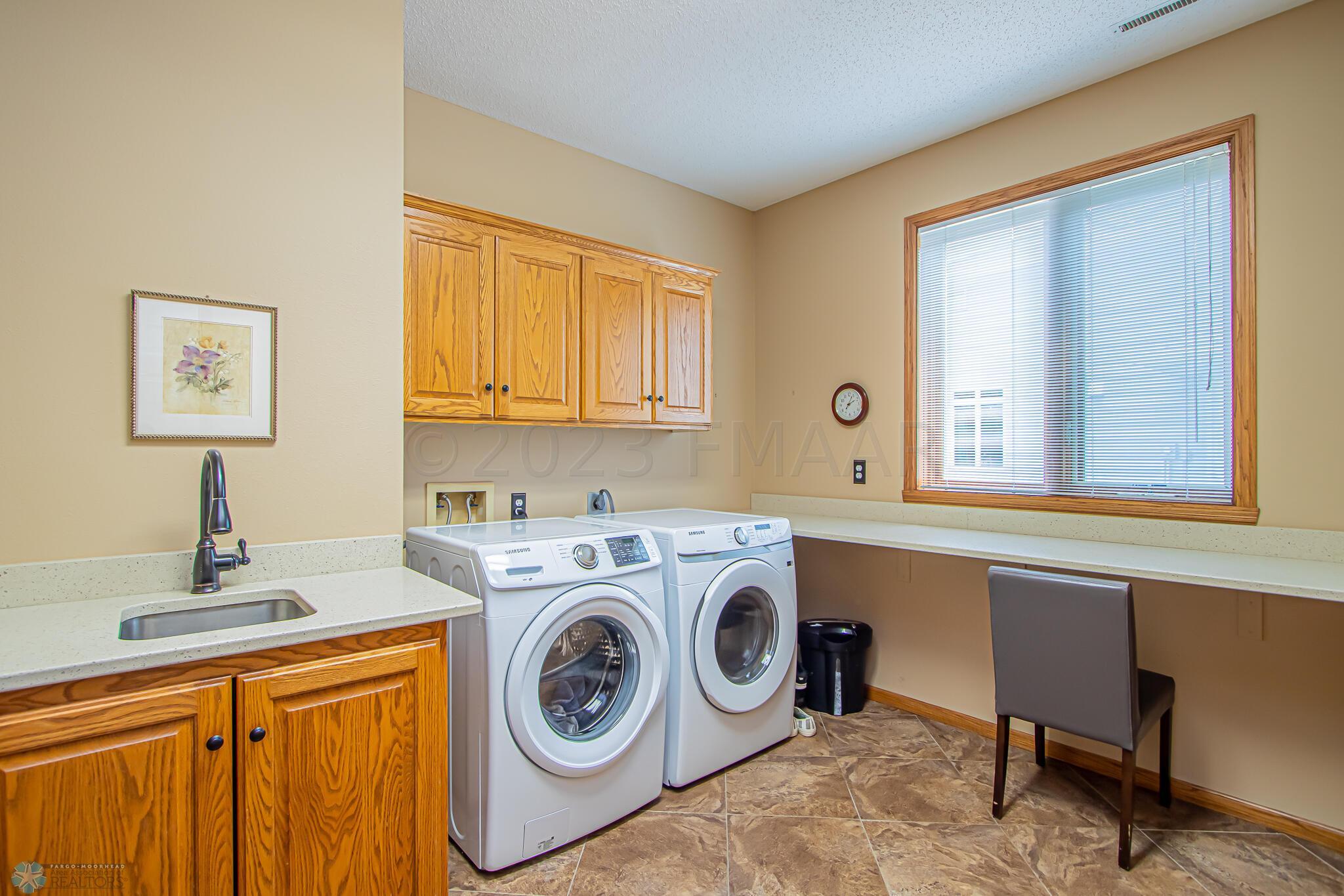 2145 Sterling Rose Ln S, Fargo, ND 58104