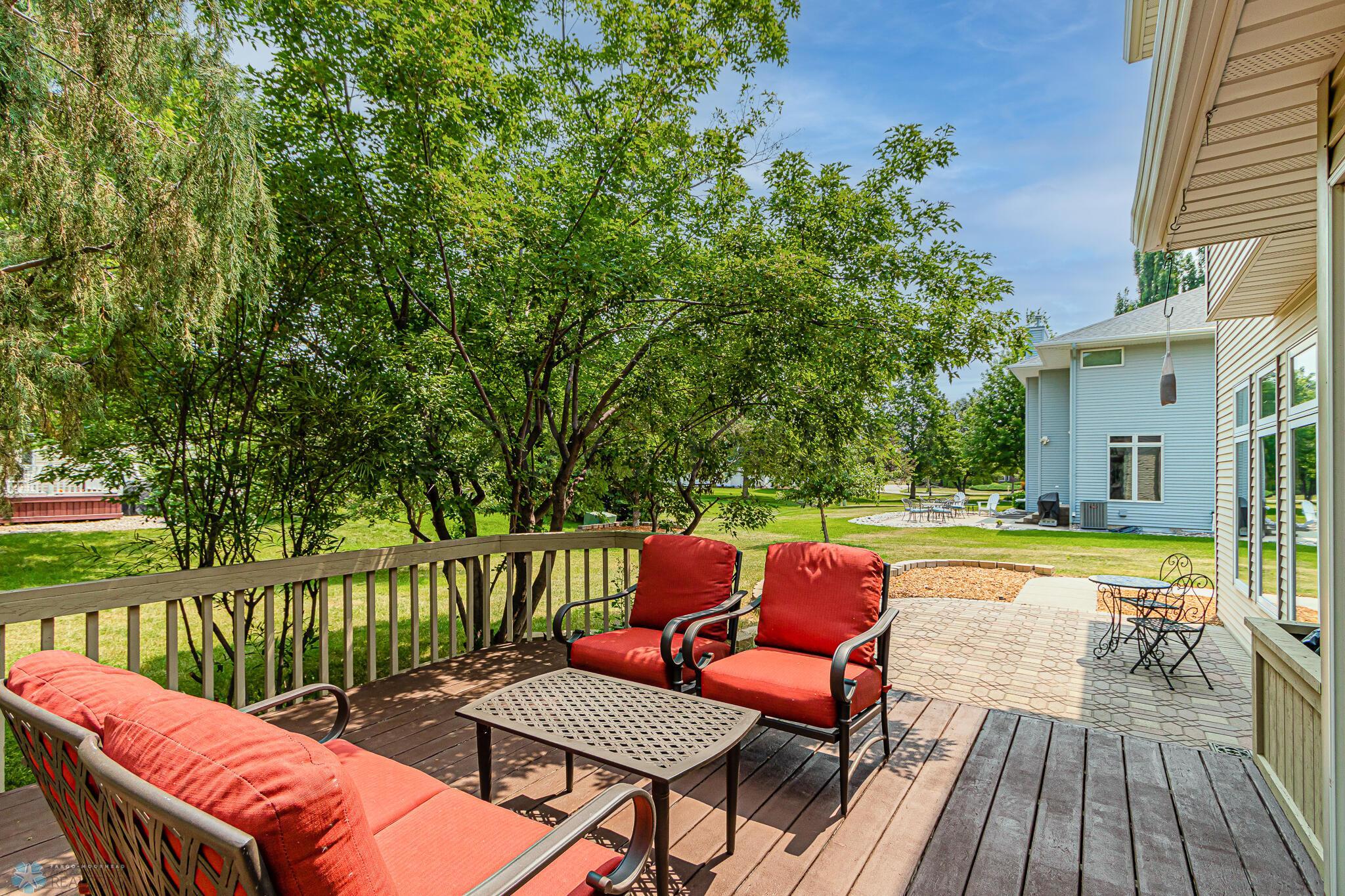 2145 Sterling Rose Ln S, Fargo, ND 58104
