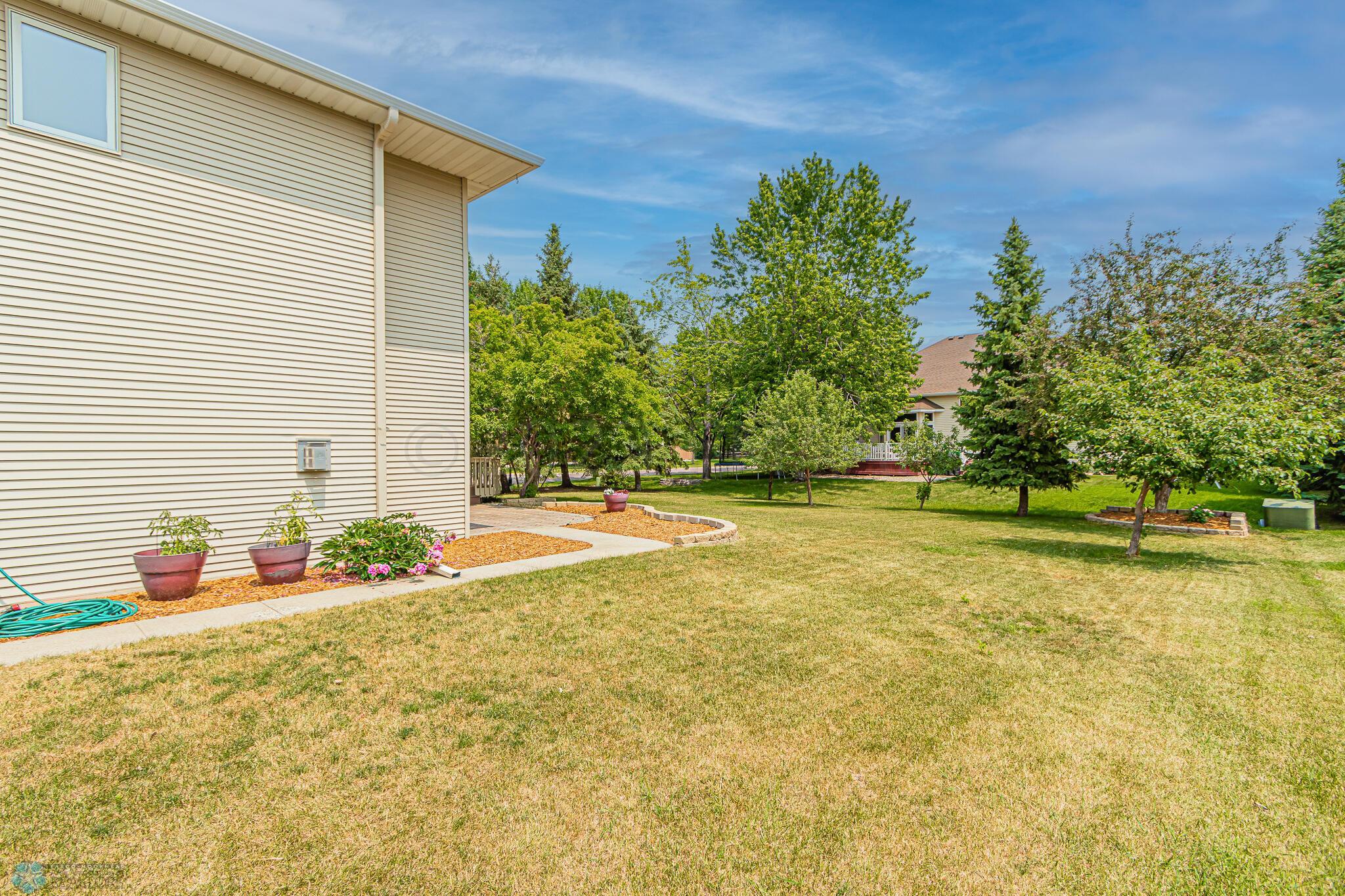 2145 Sterling Rose Ln S, Fargo, ND 58104