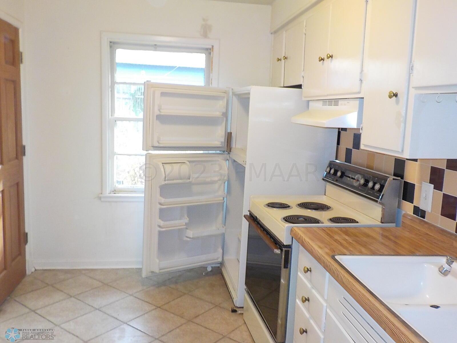205 Kitchen