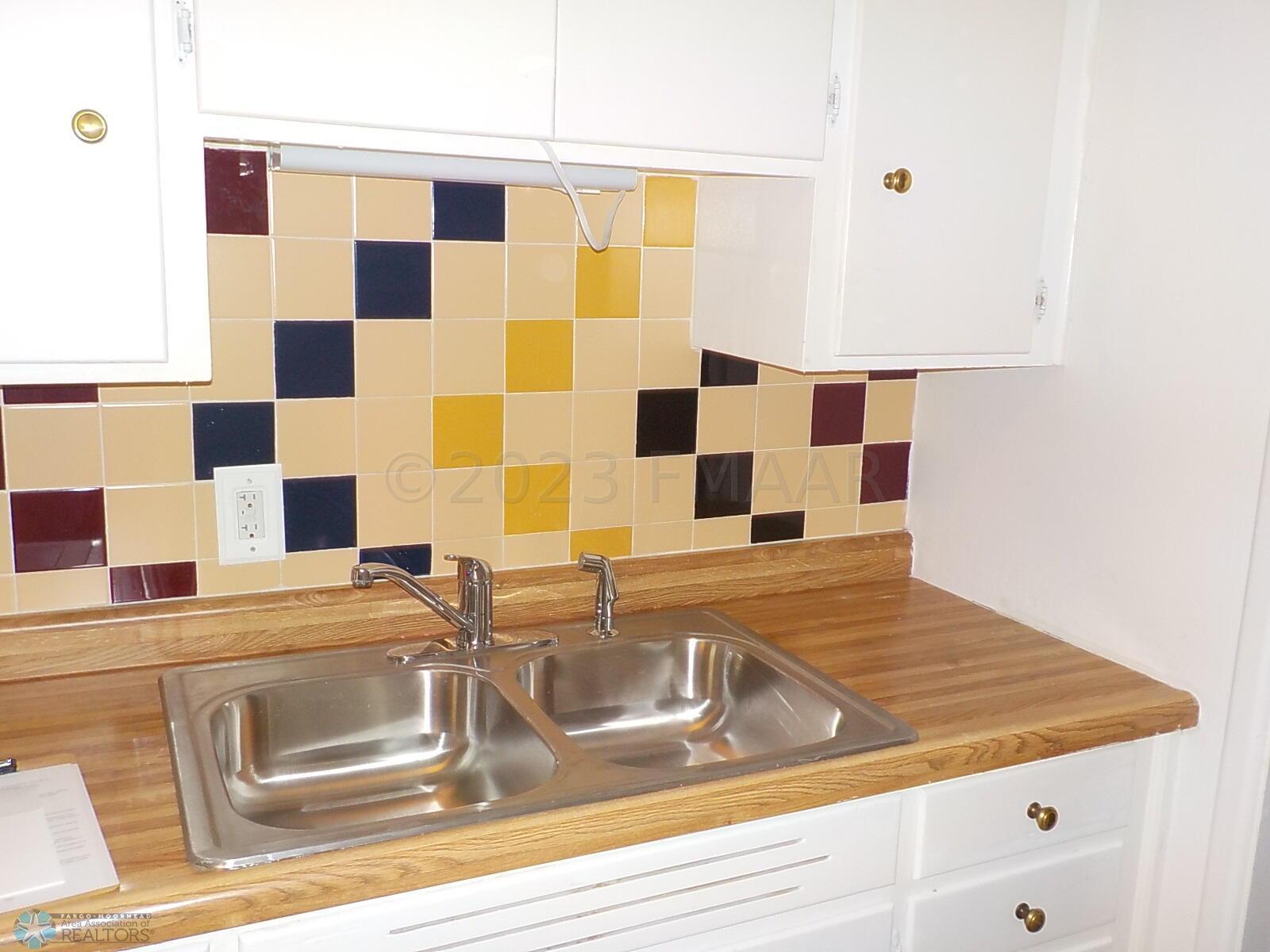 205 Kitchen