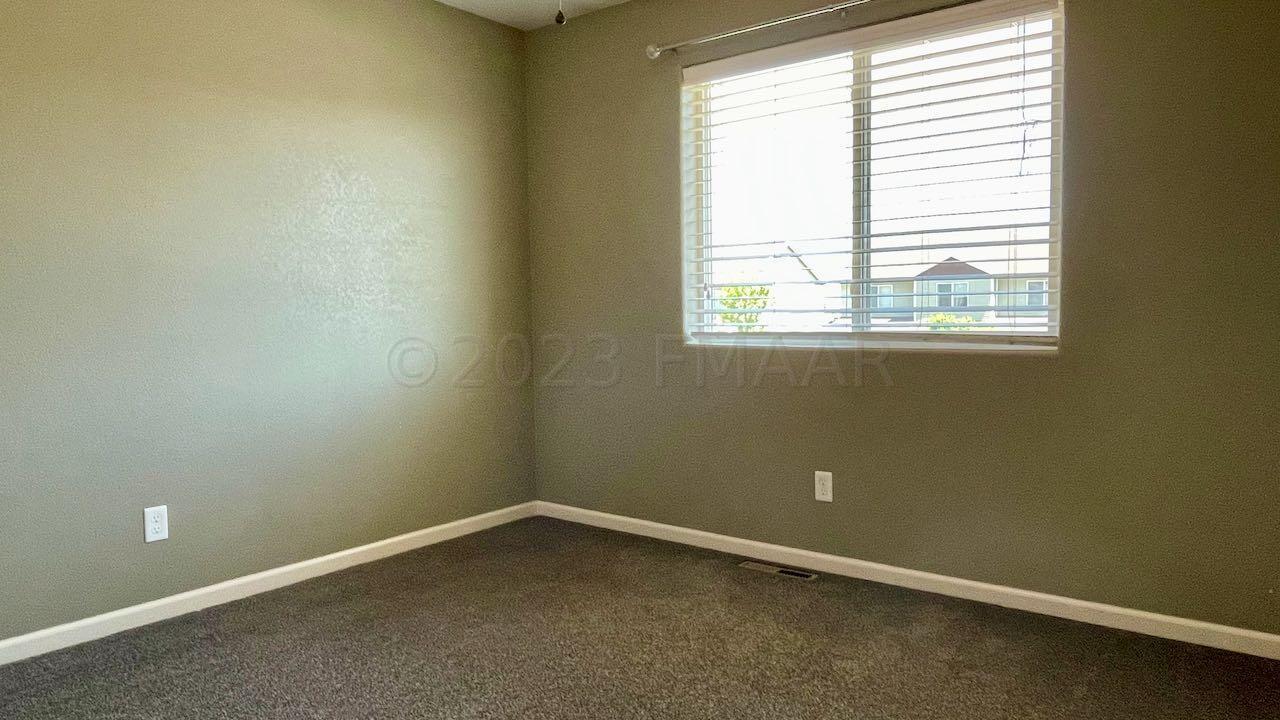 (19) Bedroom 2