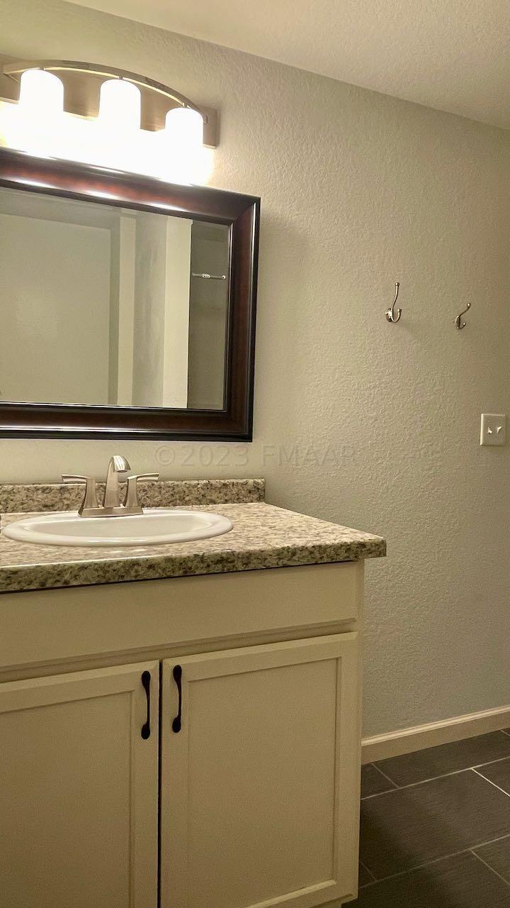 (30) Basement Bathroom