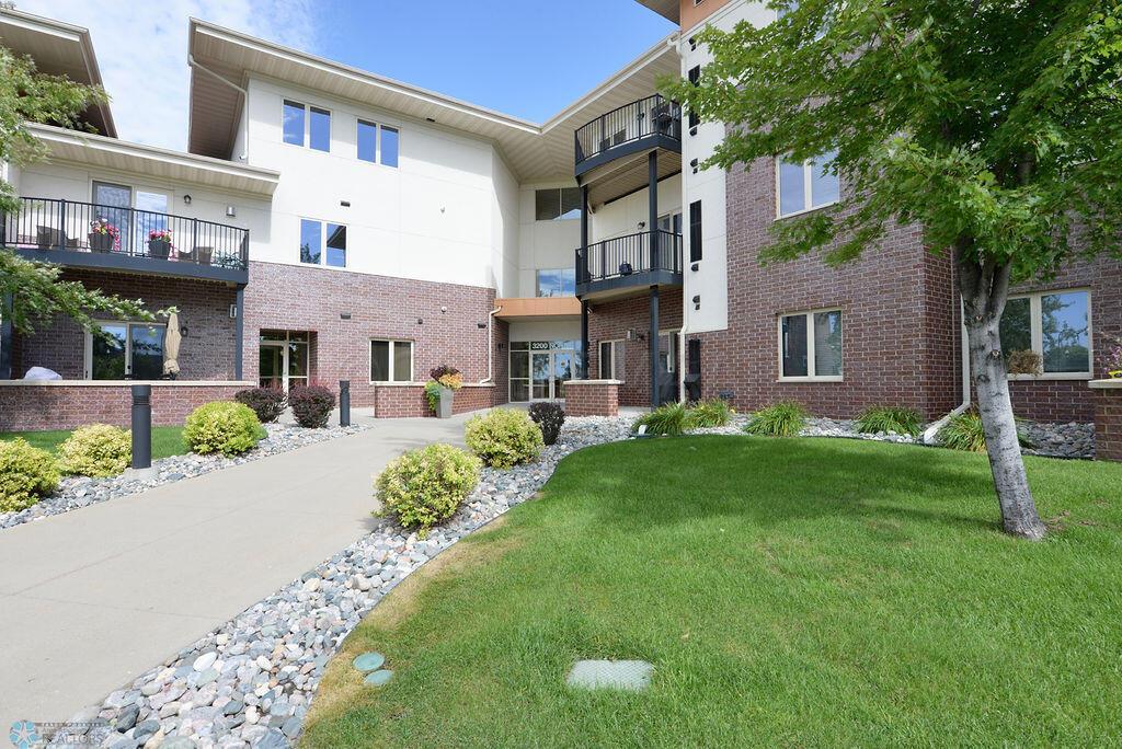 Secure Easy Living Condo