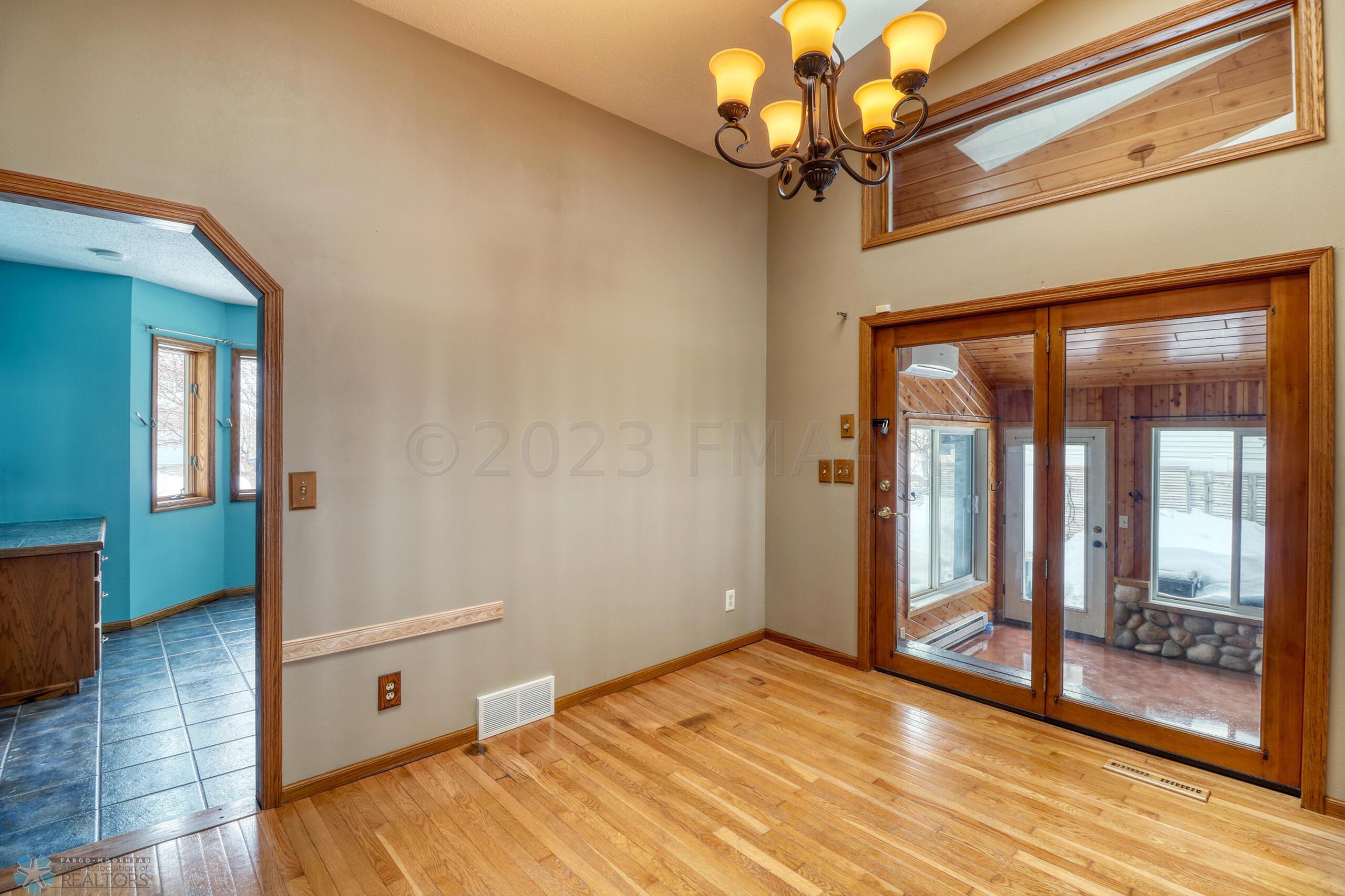 Dining Area1_3