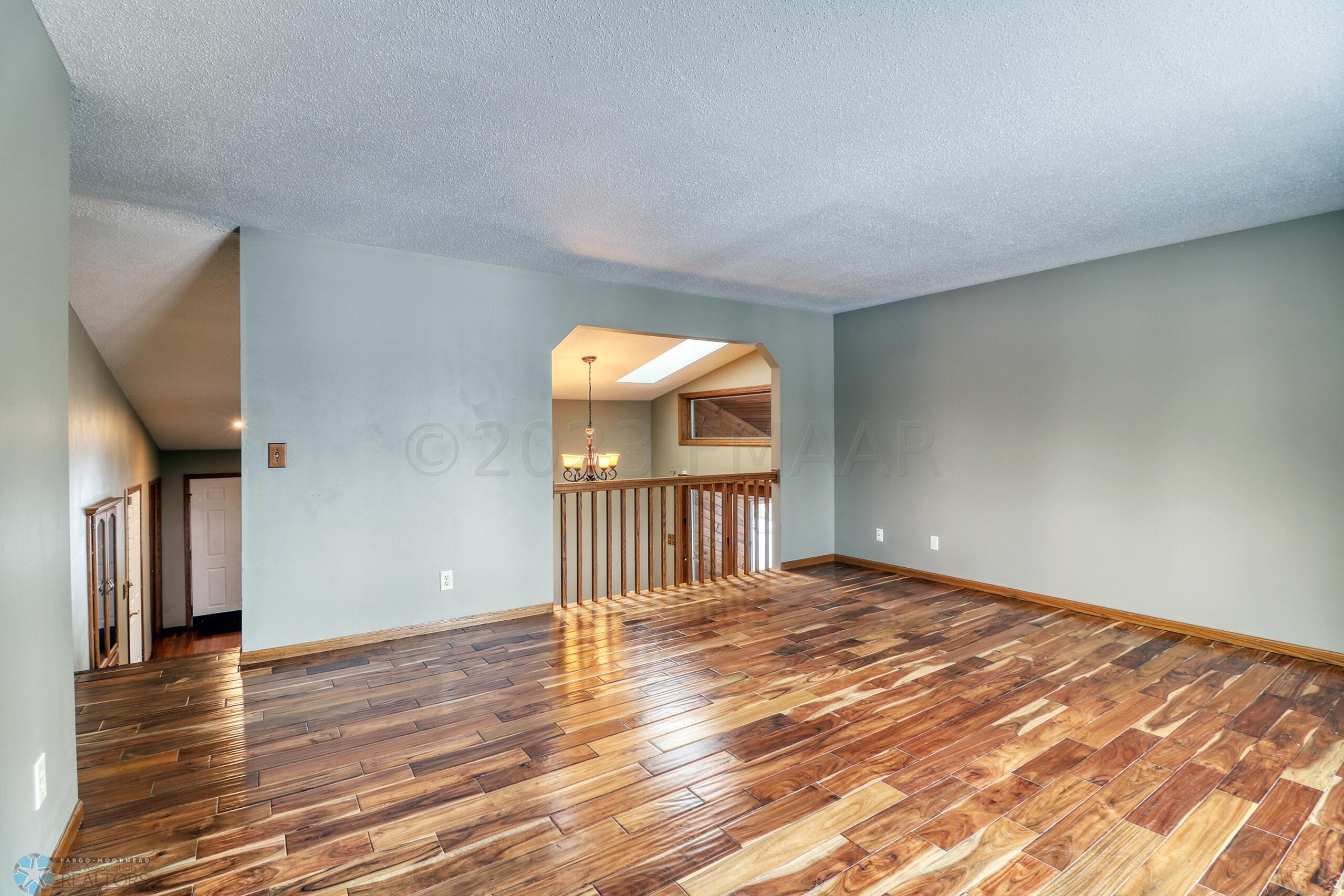 Familyroom1_1