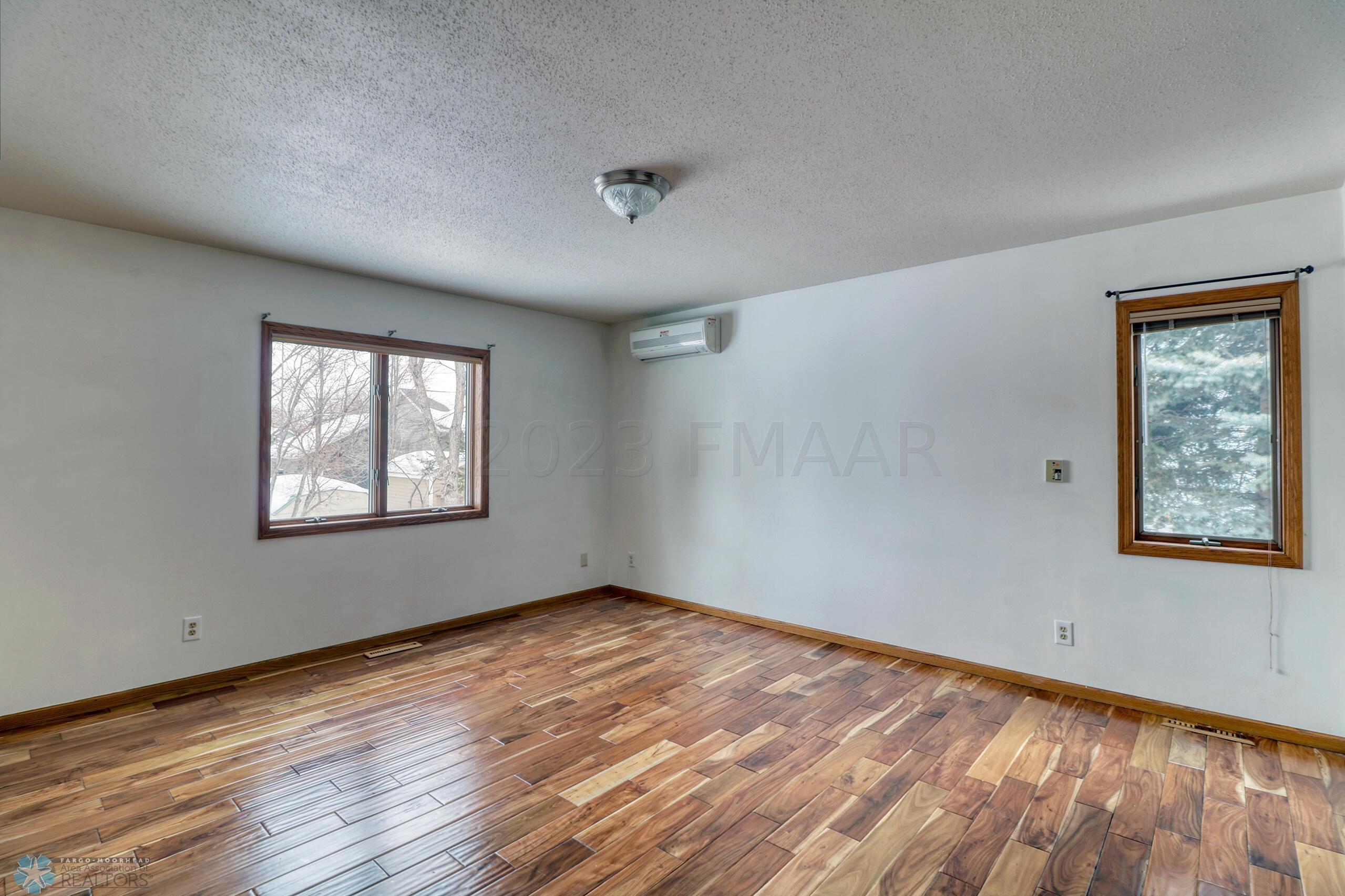 Master Bedroom1_2