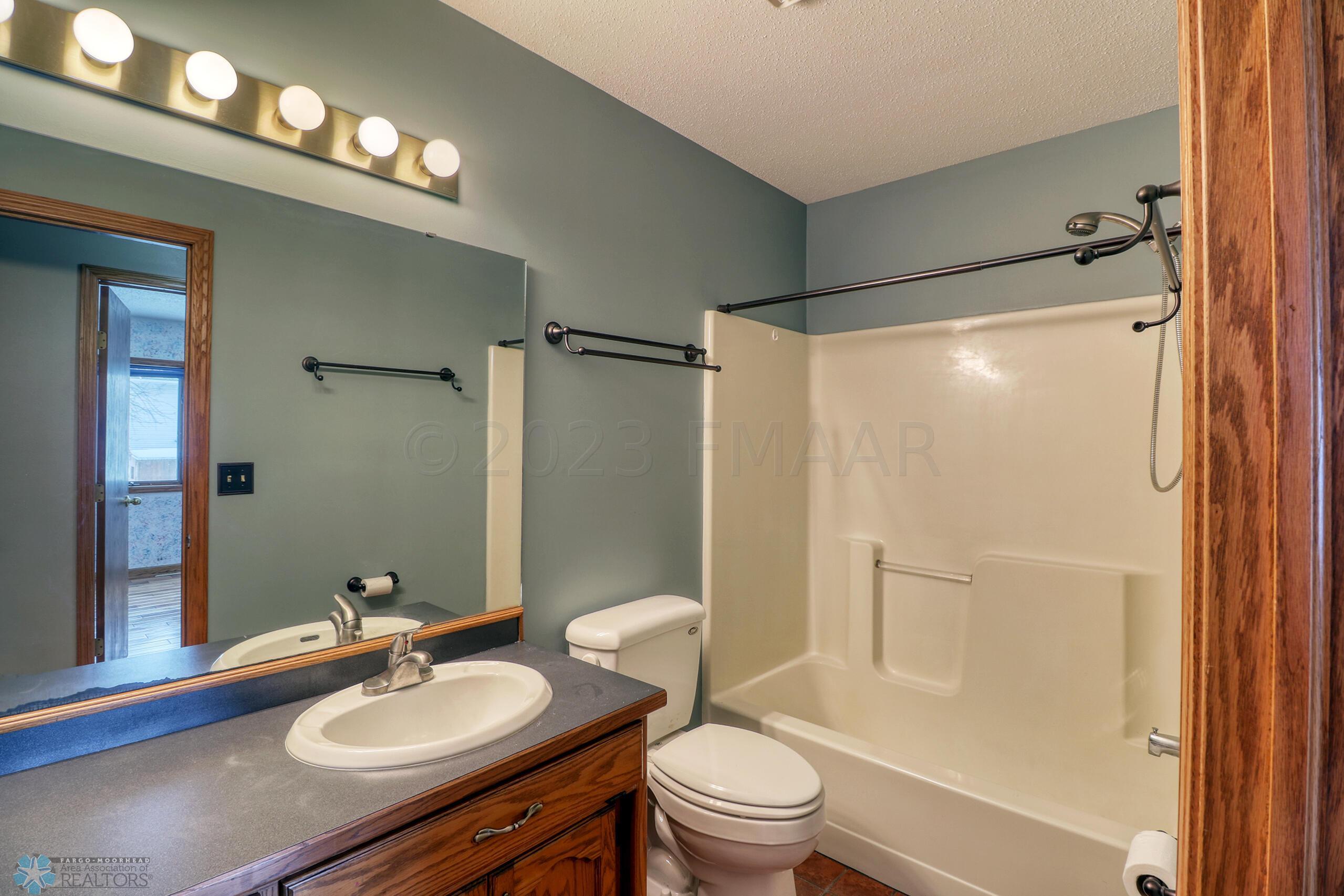 Bathroom1_1