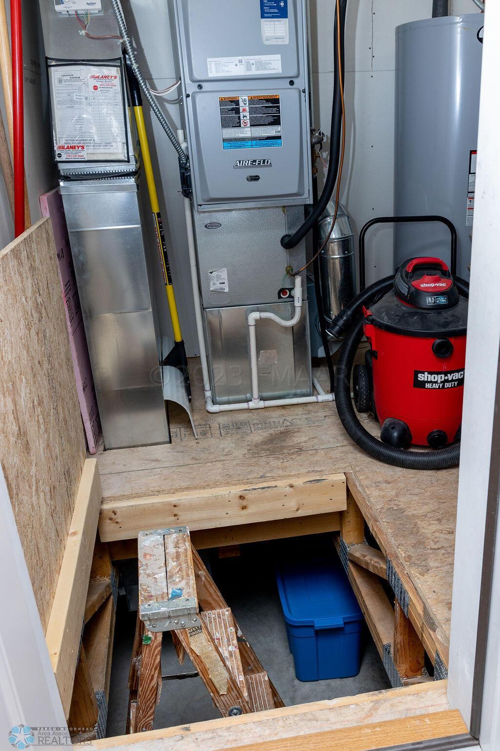 Crawl space