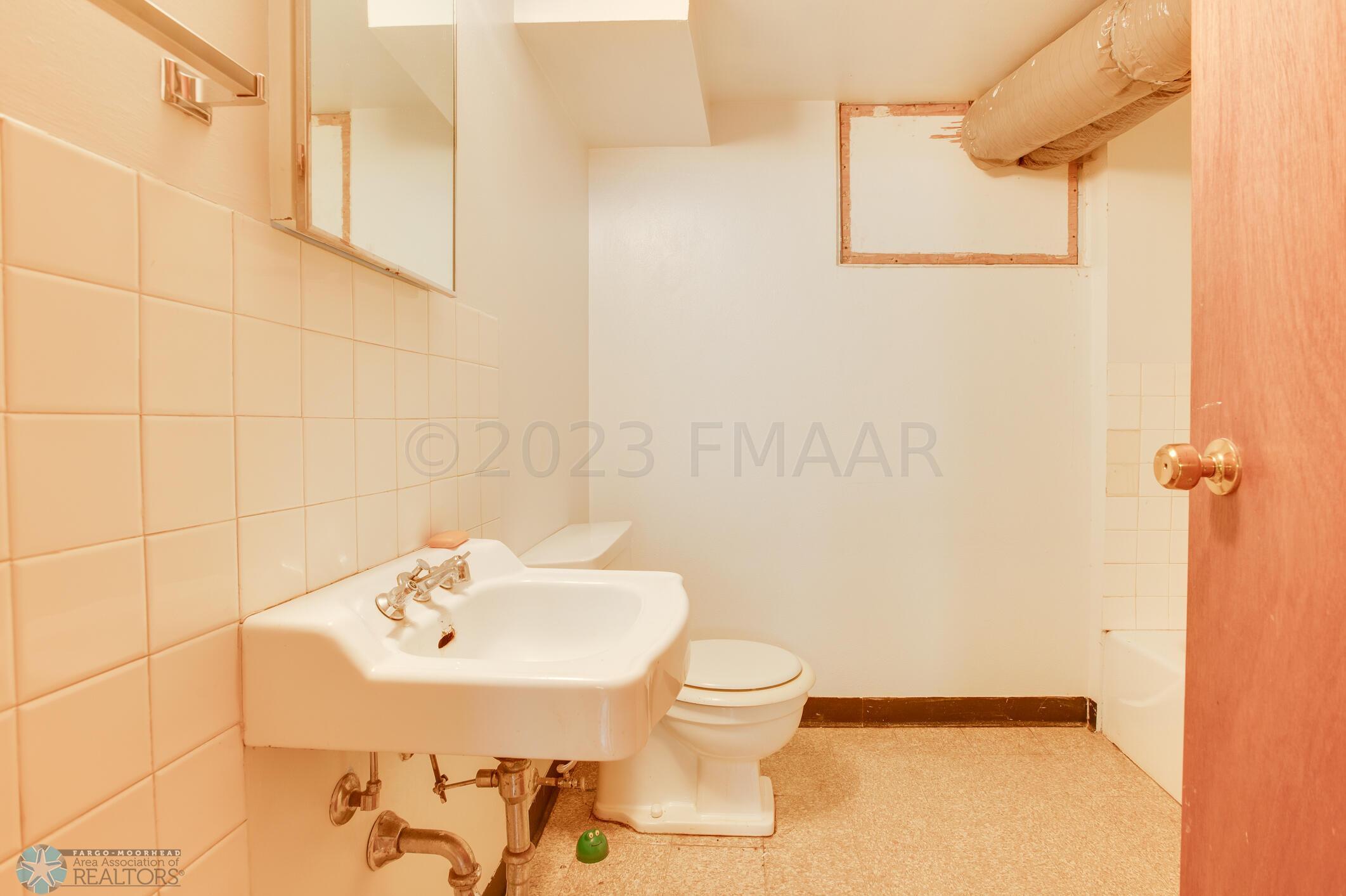 Bathroom 2