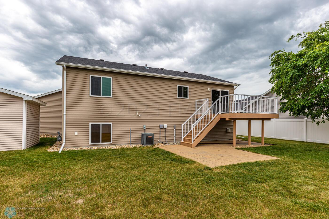 Deck & Patio