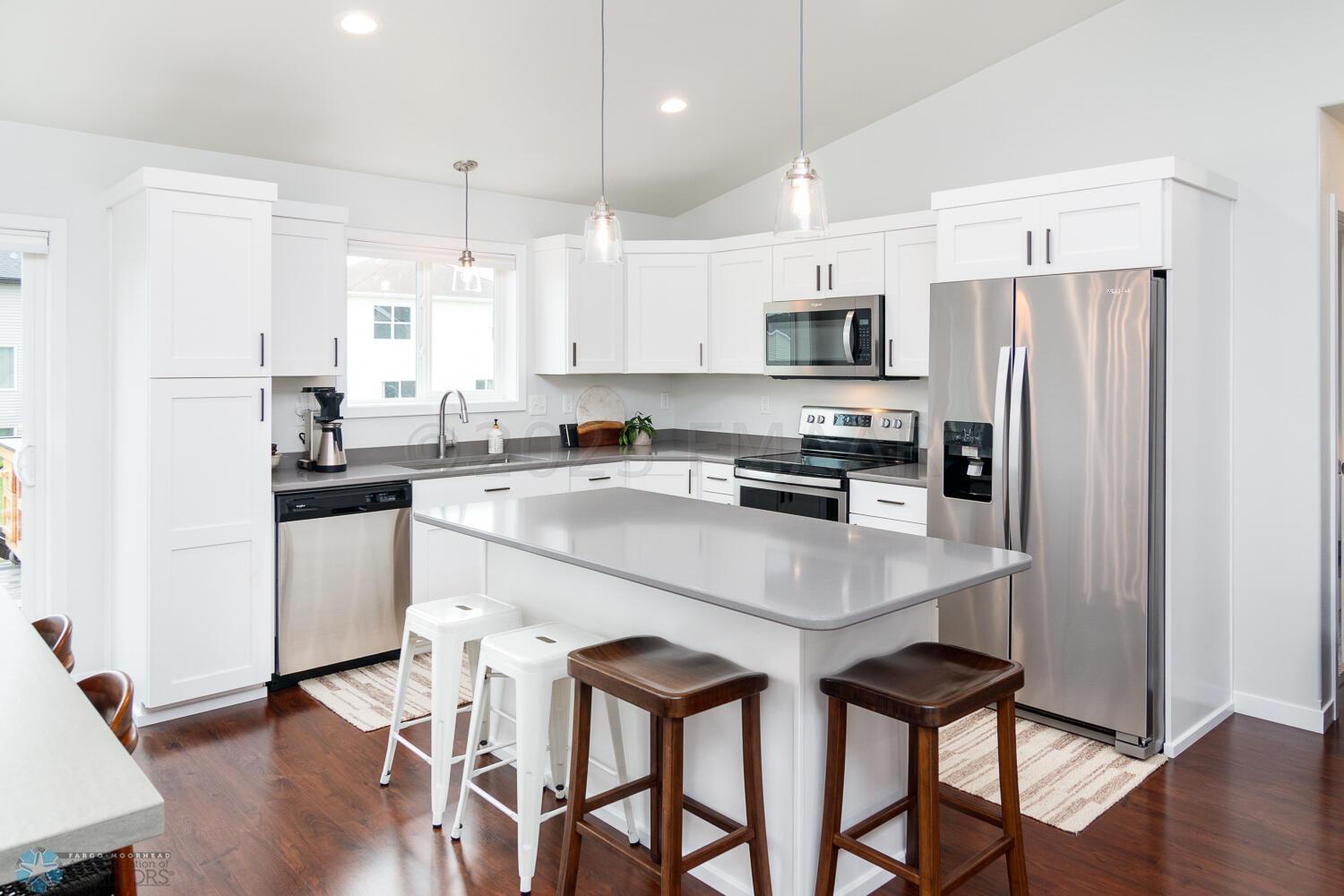 Kitchen Wide