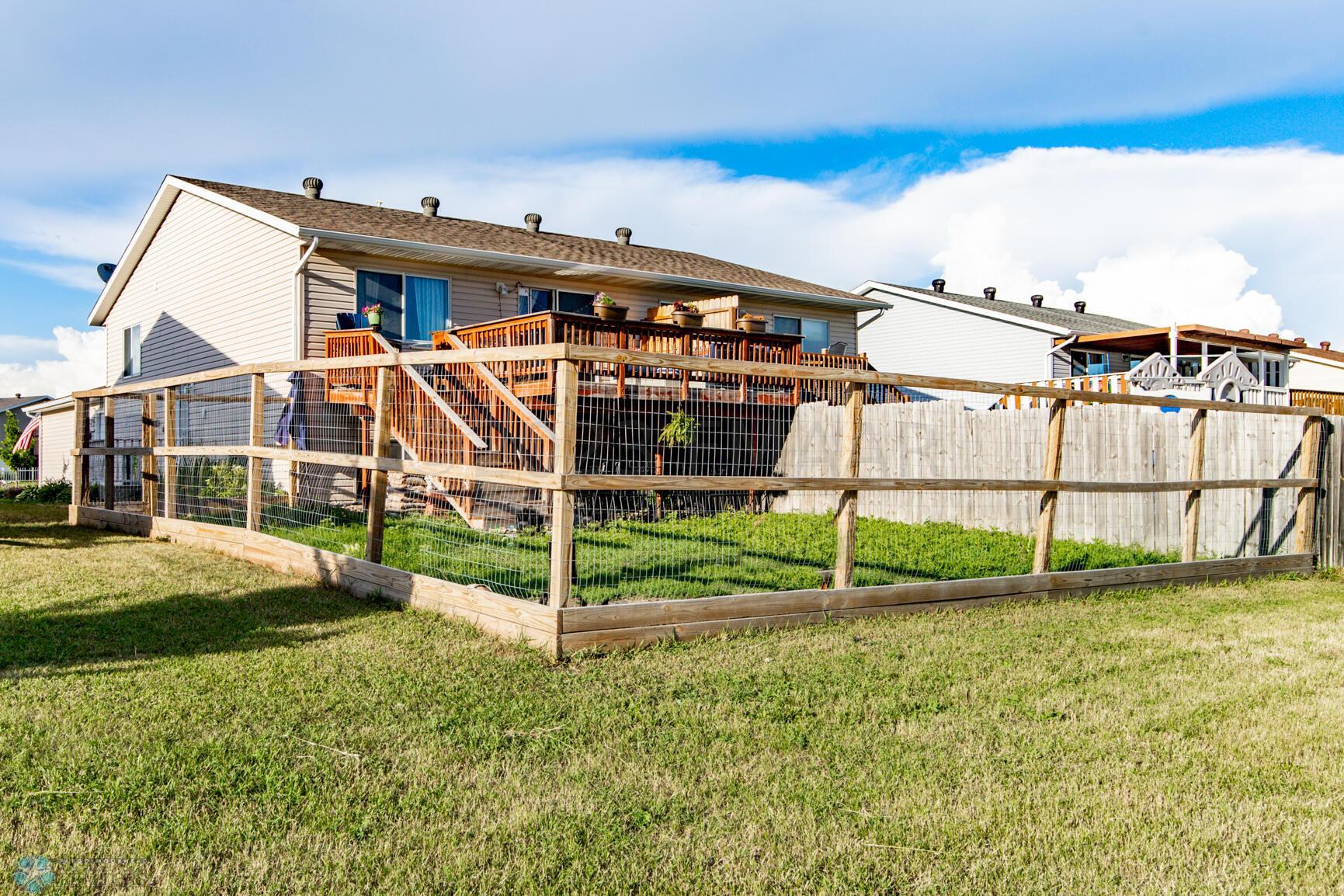 Rear Exterior/Backyard