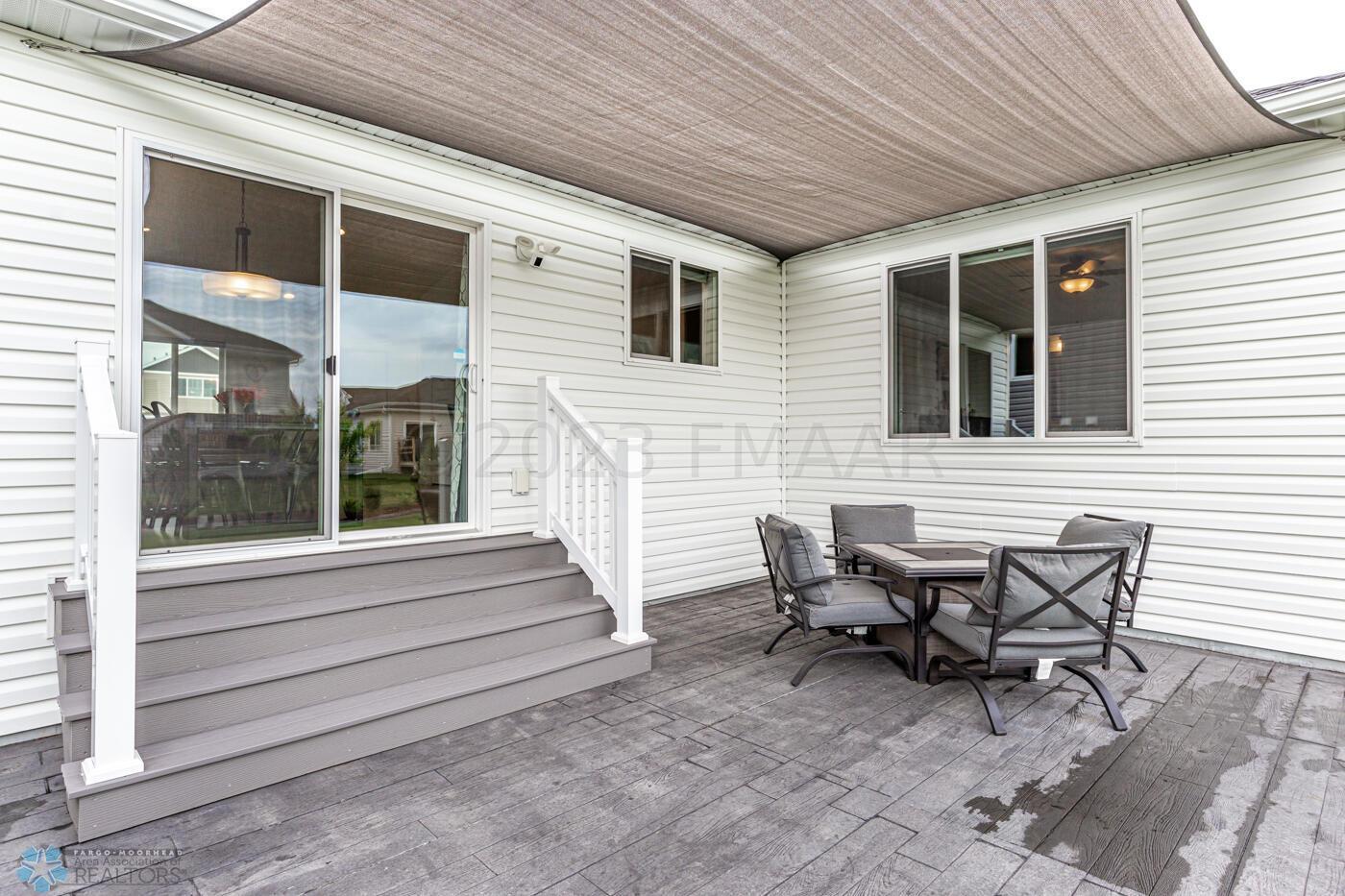 Home-4 (3)