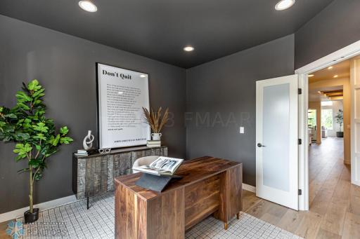 9273 DIDRICK Drive, Horace, ND 58047